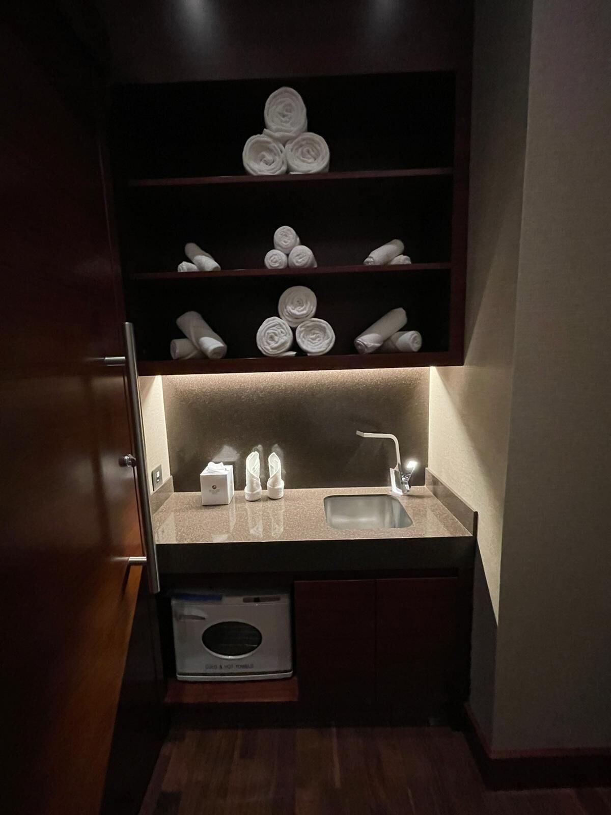 Bahrain Airport Hotel Manama Ngoại thất bức ảnh
